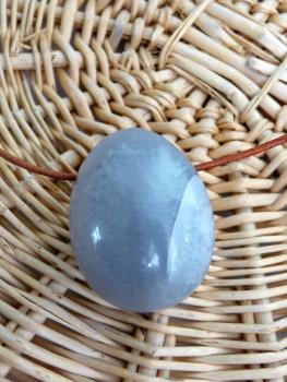 Chalcedon Edelstein-Eier,  GEBOHRT, ca. 4 cm, Made in Germany